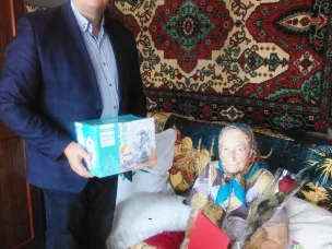 Поздравляем с 90-летним юбилеем Павлину Афанасьевну Целюнову!