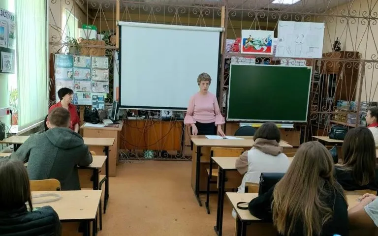 В Сосновском агропромышленном техникуме состоялся открытый урок на тему: "Государственные меры поддержки субъектов малого и среднего предпринимательства, самозанятых граждан"