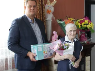 Поздравляем с 95-летним юбилеем Евгению Ивановну Леванову!