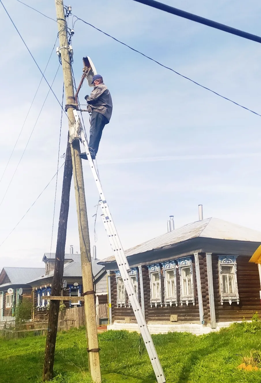 Замена ламп уличного освещения на территории Западного АТО